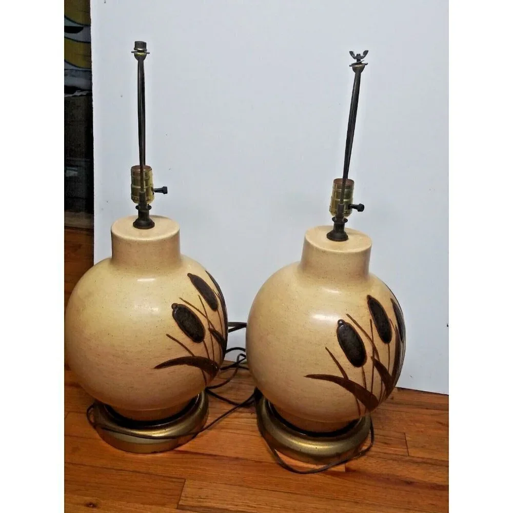 Vintage 1970s Ceramic Cattail Table Lamps Boho MCM 20